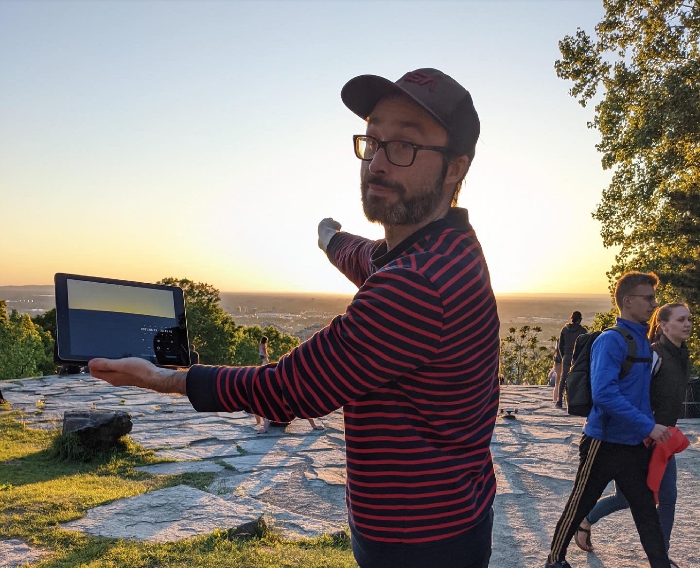 Teaching about the sunset at Belvedere Outremont