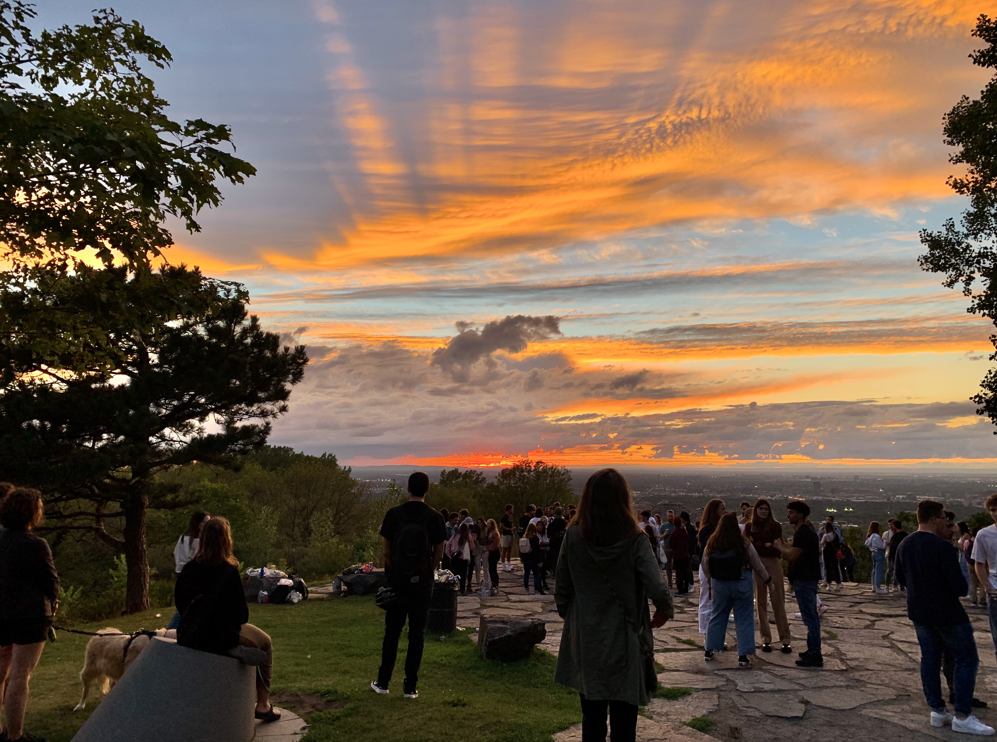 Sunset with many clouds