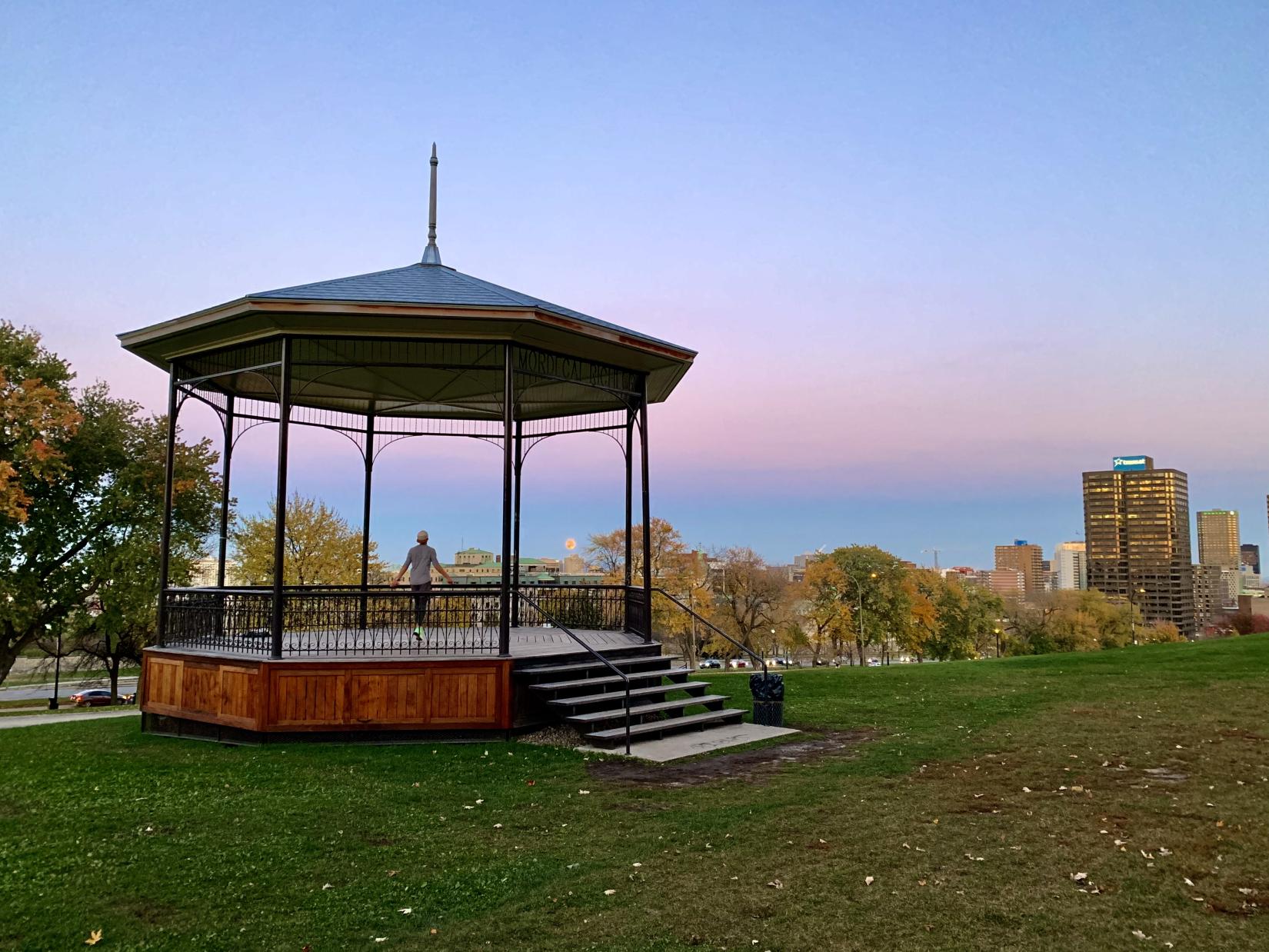 Moonrise at Mordecai Richler Gazebo